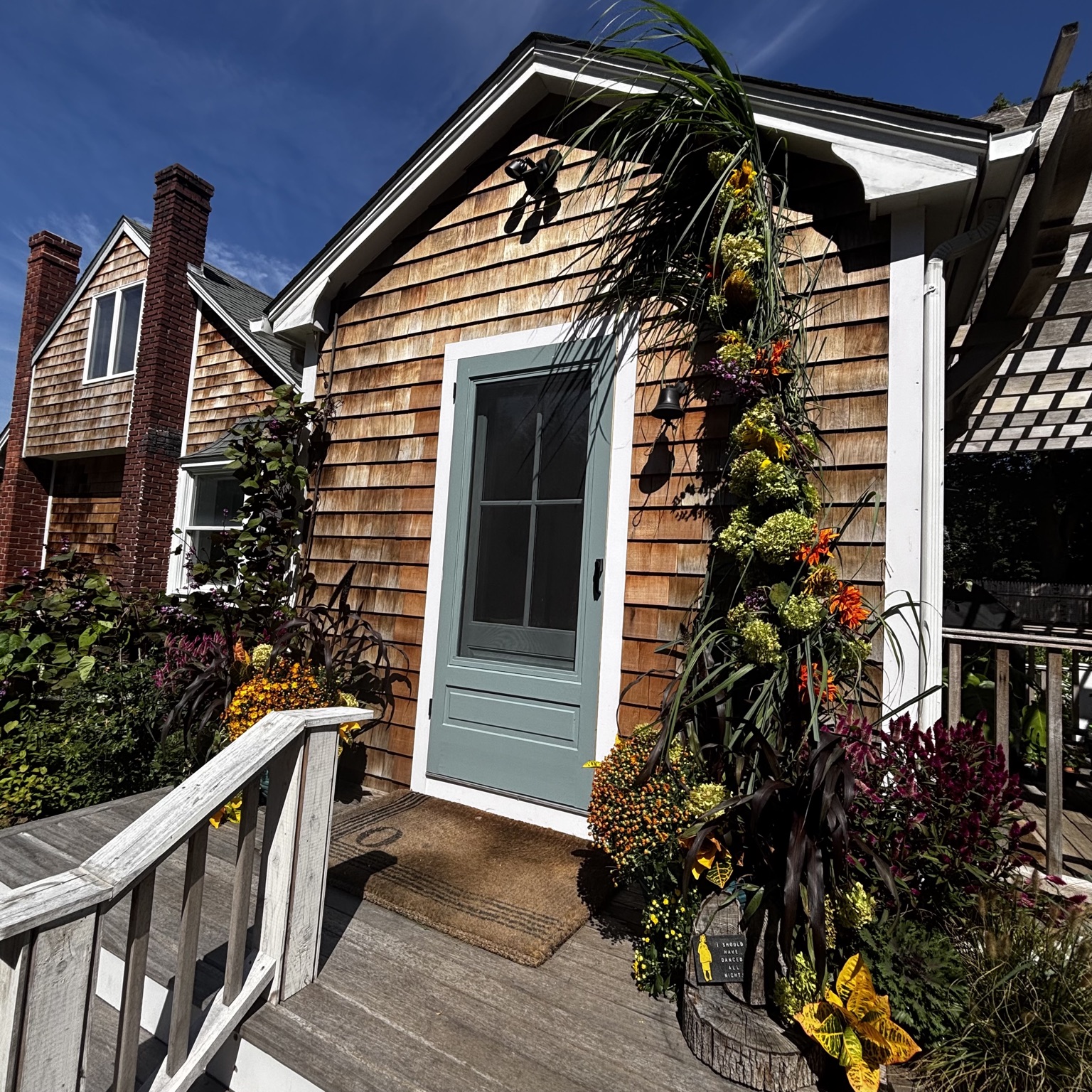 Seasonal fall entry decorating